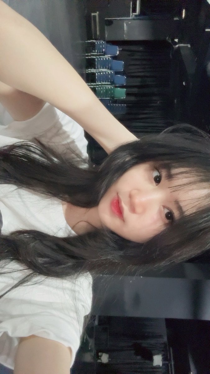 AA_AlyaJKT48's tweet photo. messy hair👩🏻 https://t.co/LGZR7fJAve