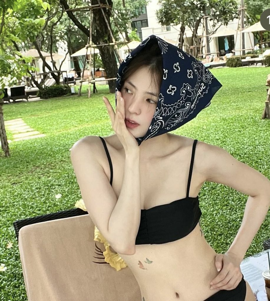 4evaSohee's tweet photo. Xeesoxee Instagram updated🔥 https://t.co/NukVYdyqMc