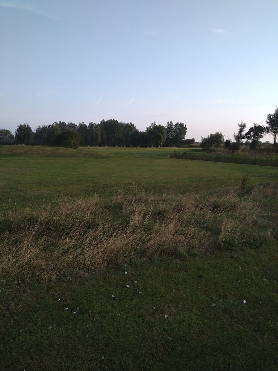 BreanGolf's tweet image. The final day of a busy month at Brean sees a shotgun start for the members playing for the John Smith Trophy in memory of Nigel Hodges. 

Tee times are available after 1pm, twilight golf from 3pm. Call the Pro Shop on 01278 752111 opt 1 to book.

@swsportsnews #swgolf