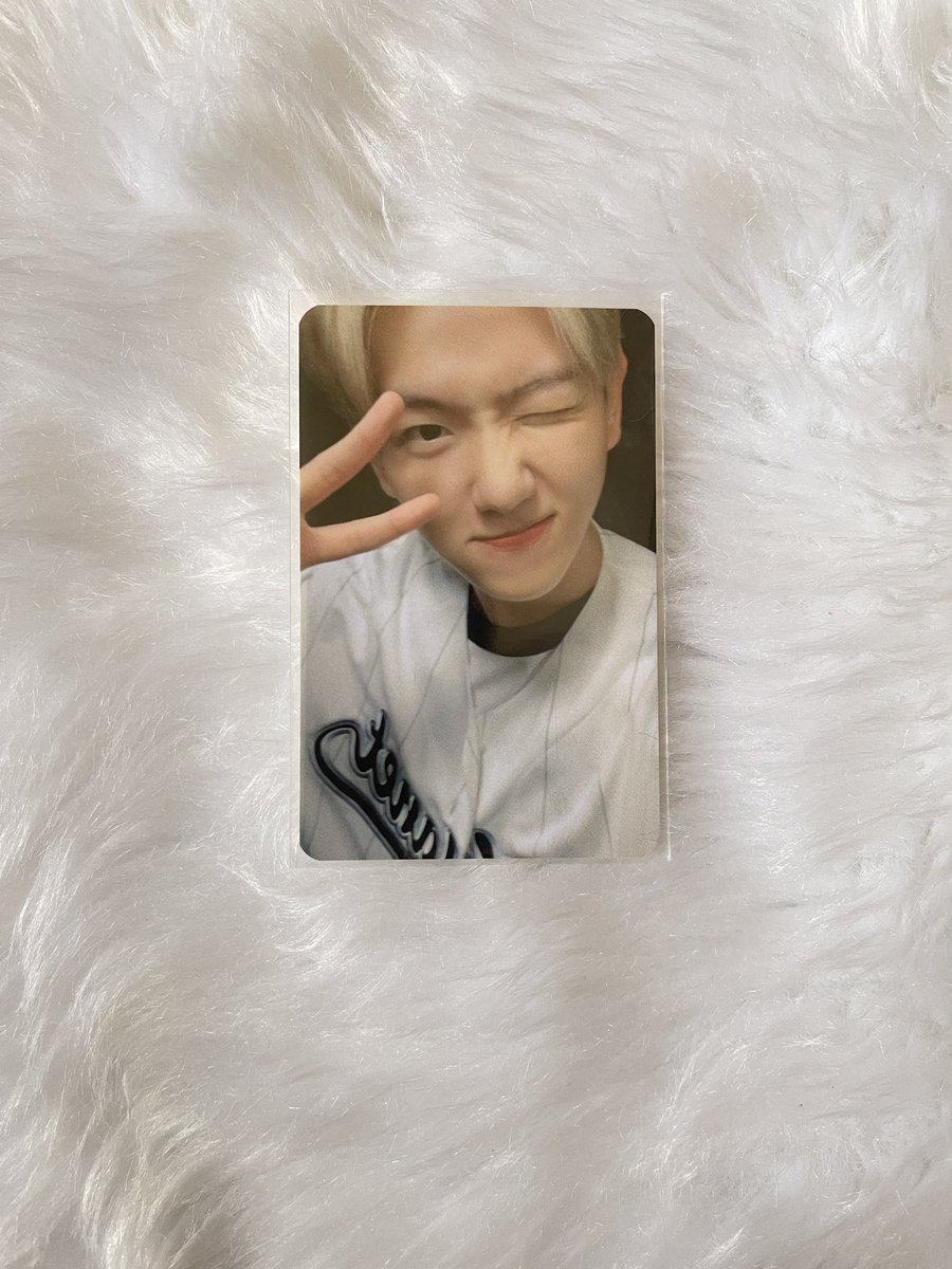 exogenism's tweet photo. wts lfb ph exo only 🇵🇭 

EXOcial Club - Cream Soda MD
Baekhyun - Baseball Jersey 
📍P3,500 (with pc)
☁️ onhand, can ship asap
☁️ mop: gcash, bank trans
☁️ mod: lbc, sh0pee c/o
☁️ never been used. plastic removed kasi napunit. 😭 

drop a dm! can transac sa fb, etc. https://t.co/dXJ8Nea3Gs