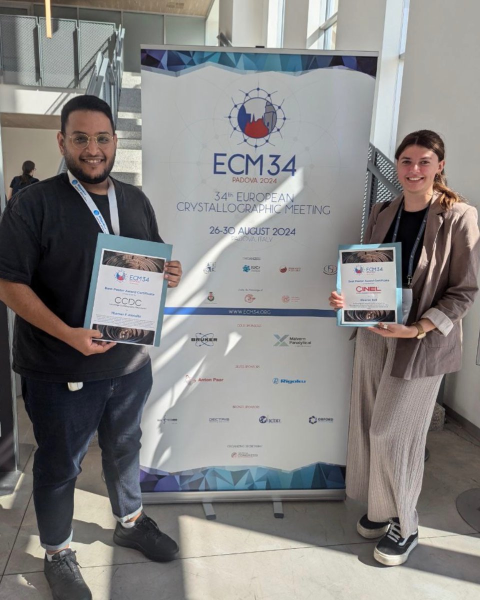 So pleased to receive an award for my poster at the ECM34 - 2024  presented by Cinel Scientific Instruments! 🇮🇹🏅📝

 Well done to <a href="/tfa_993/">Thamer</a> and all the other winners!