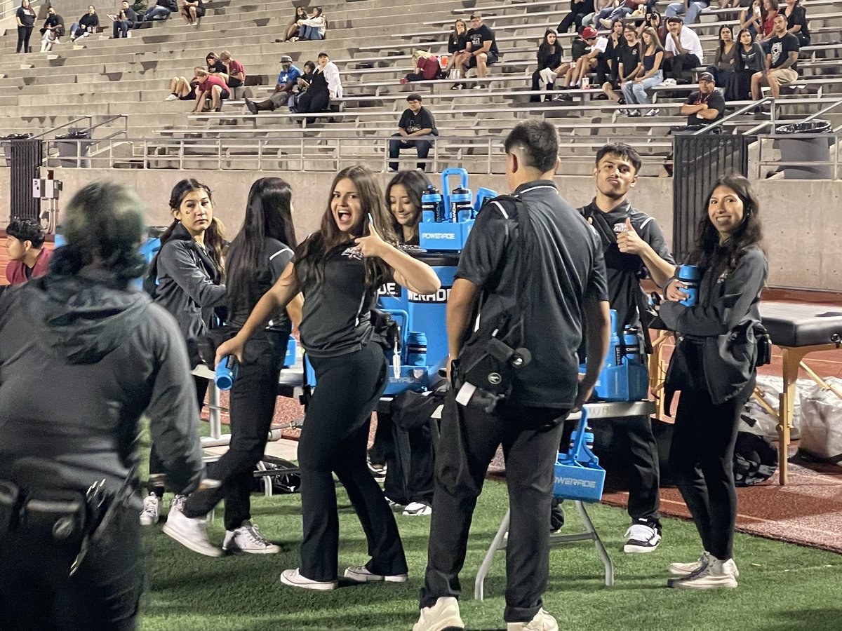 El Dorado Sports Medicine (@eldo_atraining) on Twitter photo Awesome group of Student Athletic Trainers! Thank you for your commitment in keeping your fellow Aztecs injury free and on the field. Thank you to your awesome parents for getting you to your early practices and picking you up after a late night game. <a href="/EDAztecs_HS/">Venessa Betancourt</a> #TeamSISD Awesome group of Student Athletic Trainers! Thank you for your commitment in keeping your fellow Aztecs injury free and on the field. Thank you to your awesome parents for getting you to your early practices and picking you up after a late night game. <a href="/EDAztecs_HS/">Venessa Betancourt</a> #TeamSISD