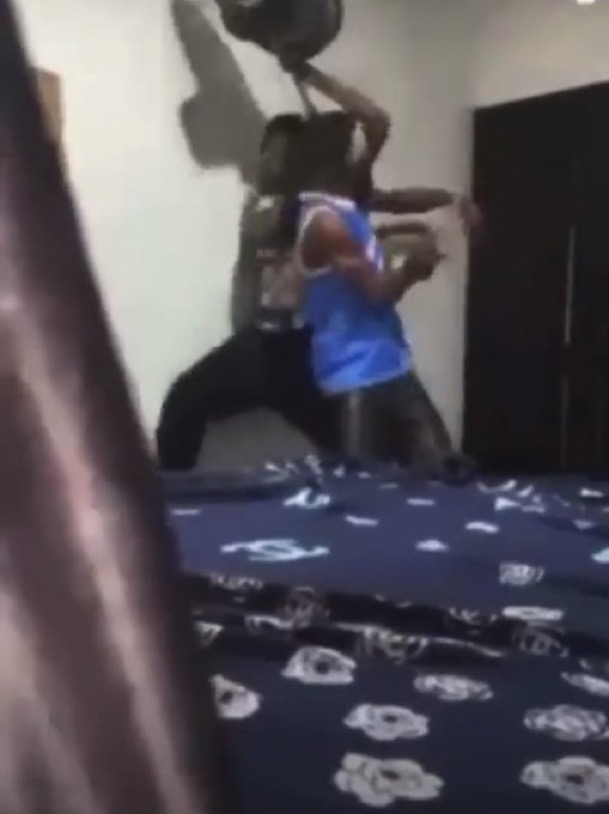 HaYoMiDe_'s tweet photo. Her first time doing h@@kup and she was c@ught by her boyfriend 😂😭

Open thread💀 https://t.co/xA8mE8tjPT