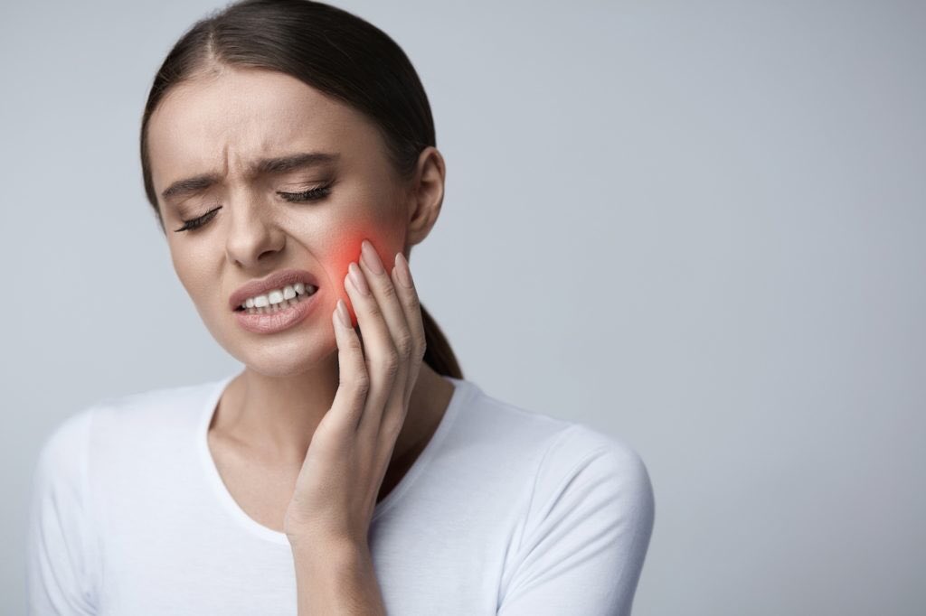 safonyameherbal's tweet photo. For your TOOTHACHES, boil coconut husks for 20mins, allow it to cool, add a little salt to 30mls of the cooled coconut husk extract and hold it in your mouth especially the area of affected teeth for 7mins and spit it out, twice daily🍀…. The pains disappear after day 1 to day 4 https://t.co/yldLPW6uBK