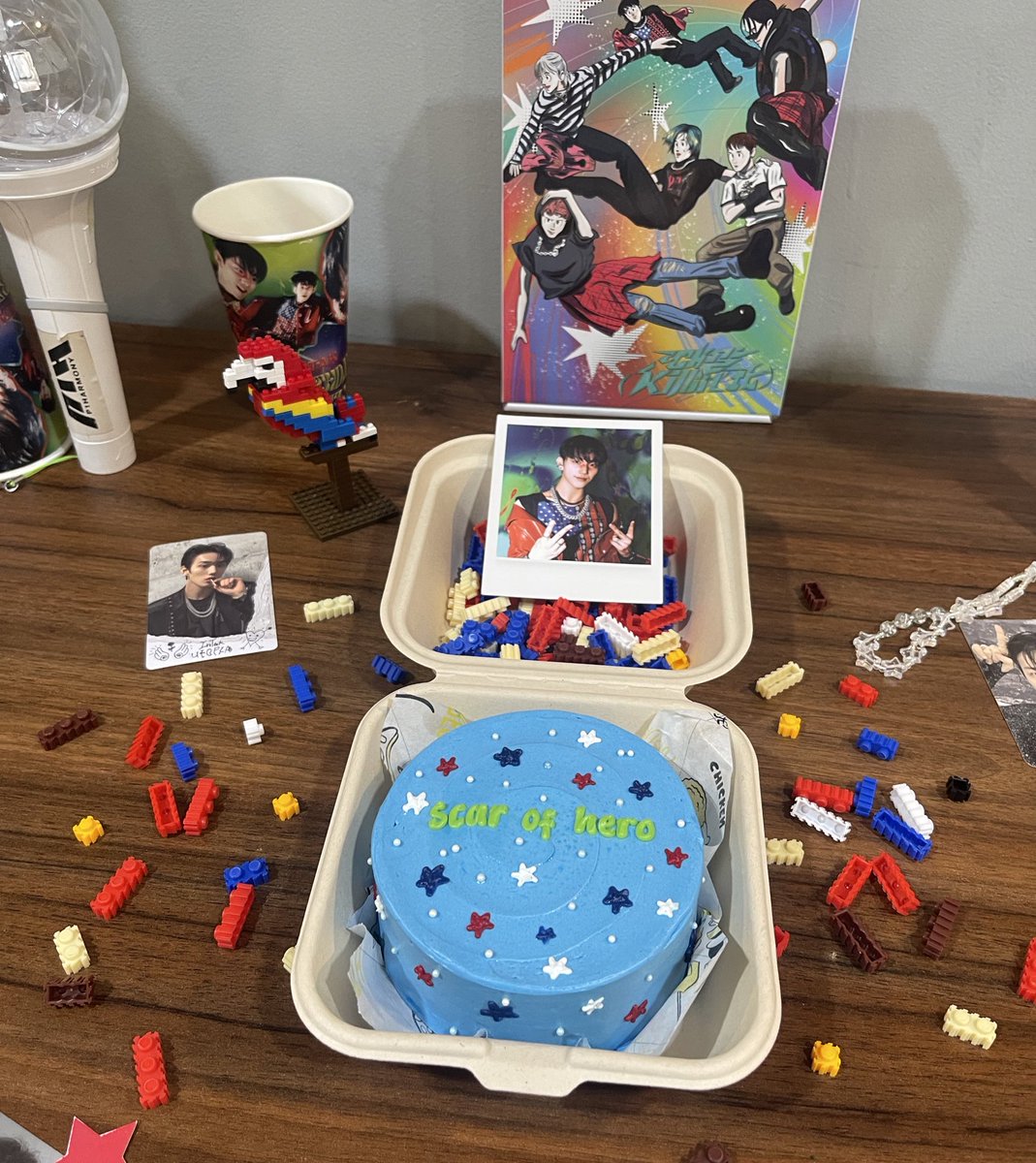 iggeoji's tweet photo. ⭐️💙❤️ 
#탁앙지생일_탁탁
#인탁이_생일케이크_훔냠냠 https://t.co/lPjbB3tlTf