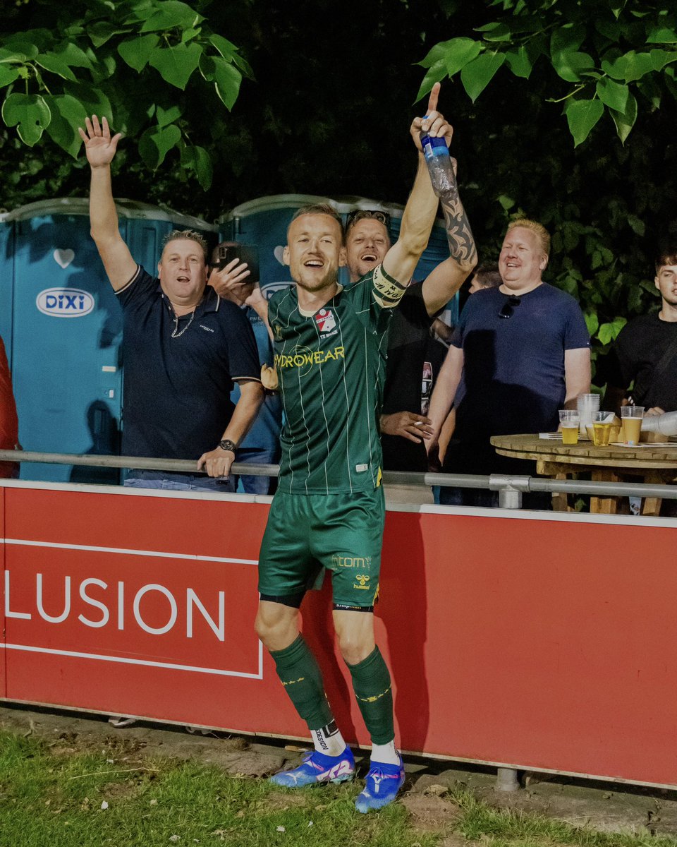 FC_Emmen's tweet photo. Mike te Wierik ๐
#jutEMM #HIERKOMIKWEG https://t.co/wfoqCDhYZC