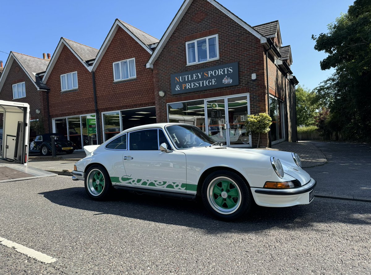NutleySports's tweet photo. The start of a long journey for the Autofarm RS 🇺🇸
#sold #autofarm #porsche #porsche911 #porsche911rs #911rs #porsche911carrera #aircooled #flatsix #porscheclassic #luftgekühlt #classicporsche #porscheownersclub #porschefans #the911page #porschelife #nutleysportsprestige https://t.co/RqqJ4dWY0a