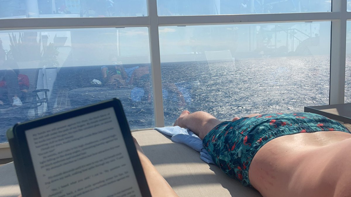 AlexisVernau's tweet photo. Wish we could stay forever honeymooning❤️ https://t.co/QNYxylcIQI