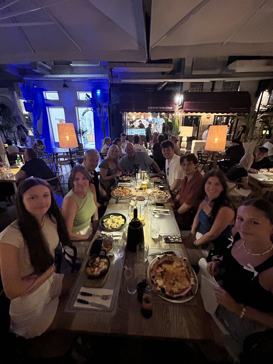 nleech7657's tweet photo. Excellent finale meal with the crew in Rethymno last night. Blighty bound after an excellent Cretan break! The Cretan people &amp; their island are simply amazing!👌😎🇬🇷🥂☀️✅#Yamas #returntripamust https://t.co/SrQaLbO9oO