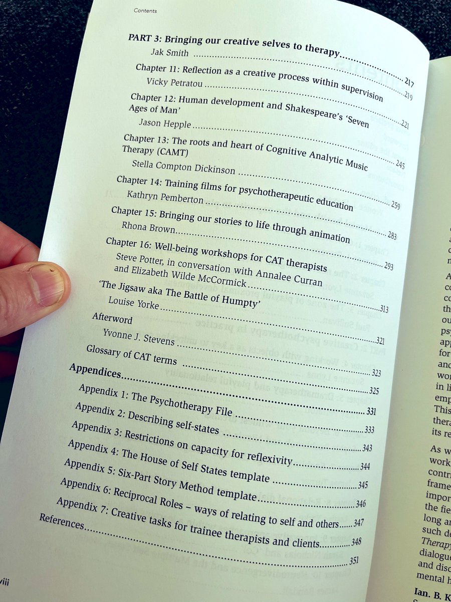 Quite the honour to have some early reflections including in this new #CognitiveAnalyticTherapy book! Another fantastic resource filled with rich content - congratulations to the editor and all contributors👏 📖 ☕️ #CreativityAndCAT #CreativityAndMentalHealth #Psychotherapy