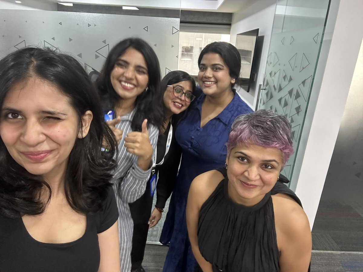 ess_jayyyy's tweet image. Women in Tech!

WomenXCode workshop at Locobuzz!
 #womenintech #Locobuzz #womenxcode