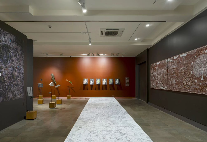 KrviaNews's tweet image. KRVIA Research and Development Cell  

Navigating the Grid

#krvia #krviaresearch #krviamasters #postgraduatestudies #urbandesign #urbanconservation #researchtimeline #designcell #mumbaicity #urbanstudies #urbanism #contextinquiry