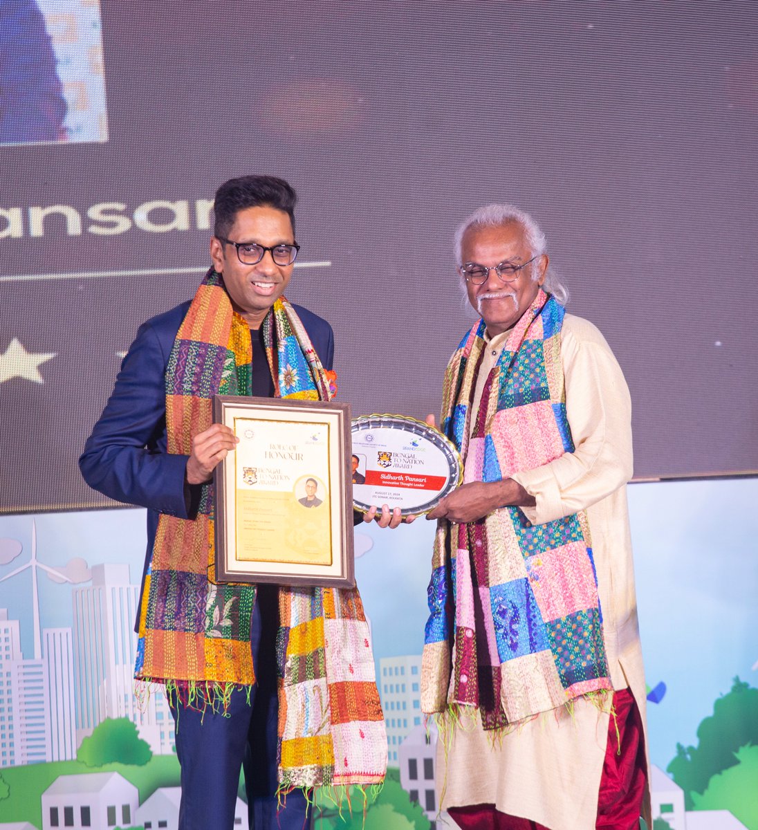 Sidharth Pansari, Director at Primarc and President of CREDAI Bengal, was honoured with the prestigious Bengal to Nation Award for Innovative Thought Leader by Pt. Tarun Bhattacharya at the BrandEdge 2024 event. Congratulations on this well-deserved recognition!