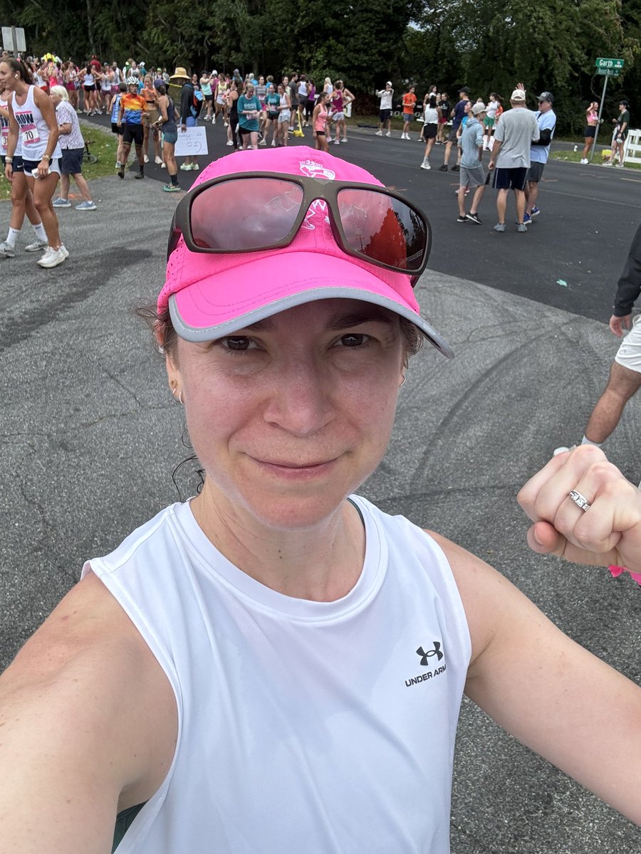 Today I ran for loved ones who have lost their fight, who have won their fight, and who are still fighting. <a href="/womens4miler/">Charlottesville Women's Four Miler</a> <a href="/SWIUorg/">SWIU</a>