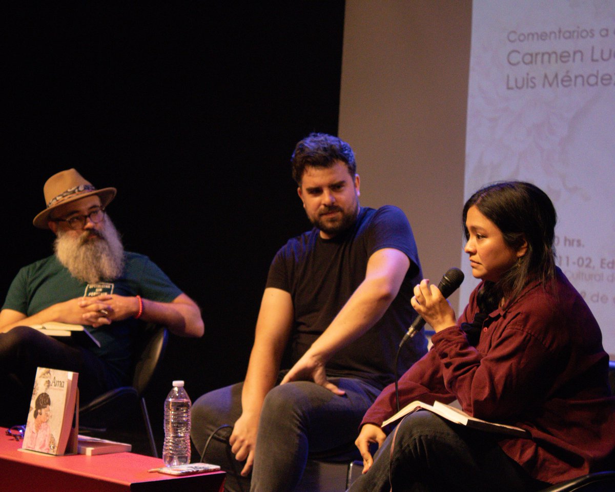 El jueves conocimos Ama, la obra de José Carnero <a href="/jicarnero/">José Ignacio Carnero</a> que invita a replantearse desde la ausencia y el recuerdo de una madre. Carmen Alvarado y <a href="/elMendezSalinas/">Luis Méndez Salinas</a> participaron de la cercana conversación con el escritor. 

📕Disponible en <a href="/CATAFIXIAedita/">CATAFIXIA editorial</a>

<a href="/EmbajadaEspGTA/">Embajada de España en Guatemala</a>