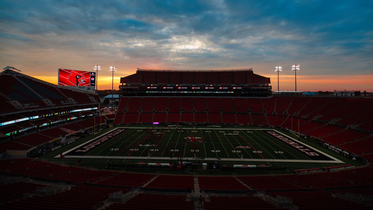 Game day sunrise in The Ville ☀️

#GoCards