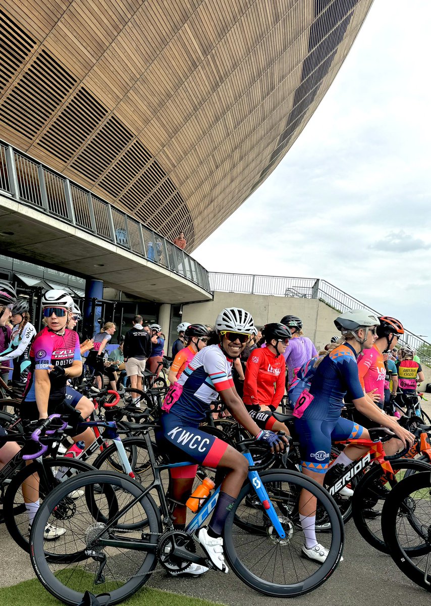 Africa Rising Cycling (@cyclingafrica) on Twitter photo And over in the UK, our friend Trhas Teklehaimanot Tesfay is racing twice this weekend for her <a href="/kingstonwheeler/">Kingston Wheelers</a> team: today the London Academy GP at the stunning <a href="/noordinarypark/">Queen Elizabeth Olympic Park</a> <a href="/LeeValleyVP/">Lee Valley VeloPark</a> venue in East London.
Good luck Trhas 🙌🙌
#TeamTrhas #AfricaRising And over in the UK, our friend Trhas Teklehaimanot Tesfay is racing twice this weekend for her <a href="/kingstonwheeler/">Kingston Wheelers</a> team: today the London Academy GP at the stunning <a href="/noordinarypark/">Queen Elizabeth Olympic Park</a> <a href="/LeeValleyVP/">Lee Valley VeloPark</a> venue in East London.
Good luck Trhas 🙌🙌
#TeamTrhas #AfricaRising