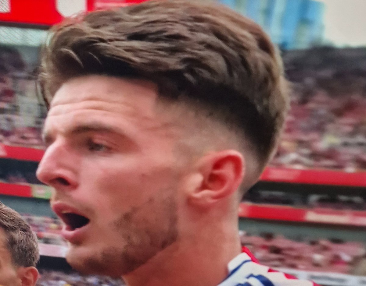 Football Extra tweet media