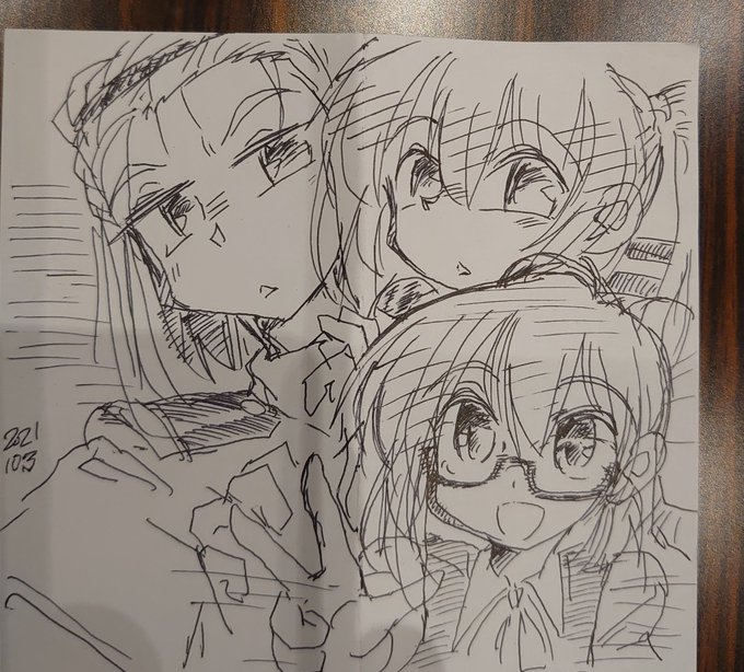 #見た人も何か無言で3人組をあげる 