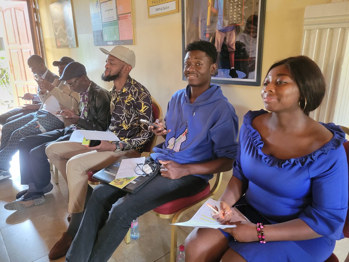 "Your content should not hurt even an individual". <a href="/KinangDerick/">Me. Kinang Derick PhD</a> tells bloggers/content creators during workshop on Digital Human rights: Building on Ethical &amp; responsible content creation &amp; use of ICT.
#Defyhatenow
#HateSpeech
#fypシviral
<a href="/BloggersCM/">Asso Blogueurs CMR 🇨🇲</a>
<a href="/civic_watch/">Civic Watch</a> 
<a href="/defyhatenow/">#defyhatenow</a>