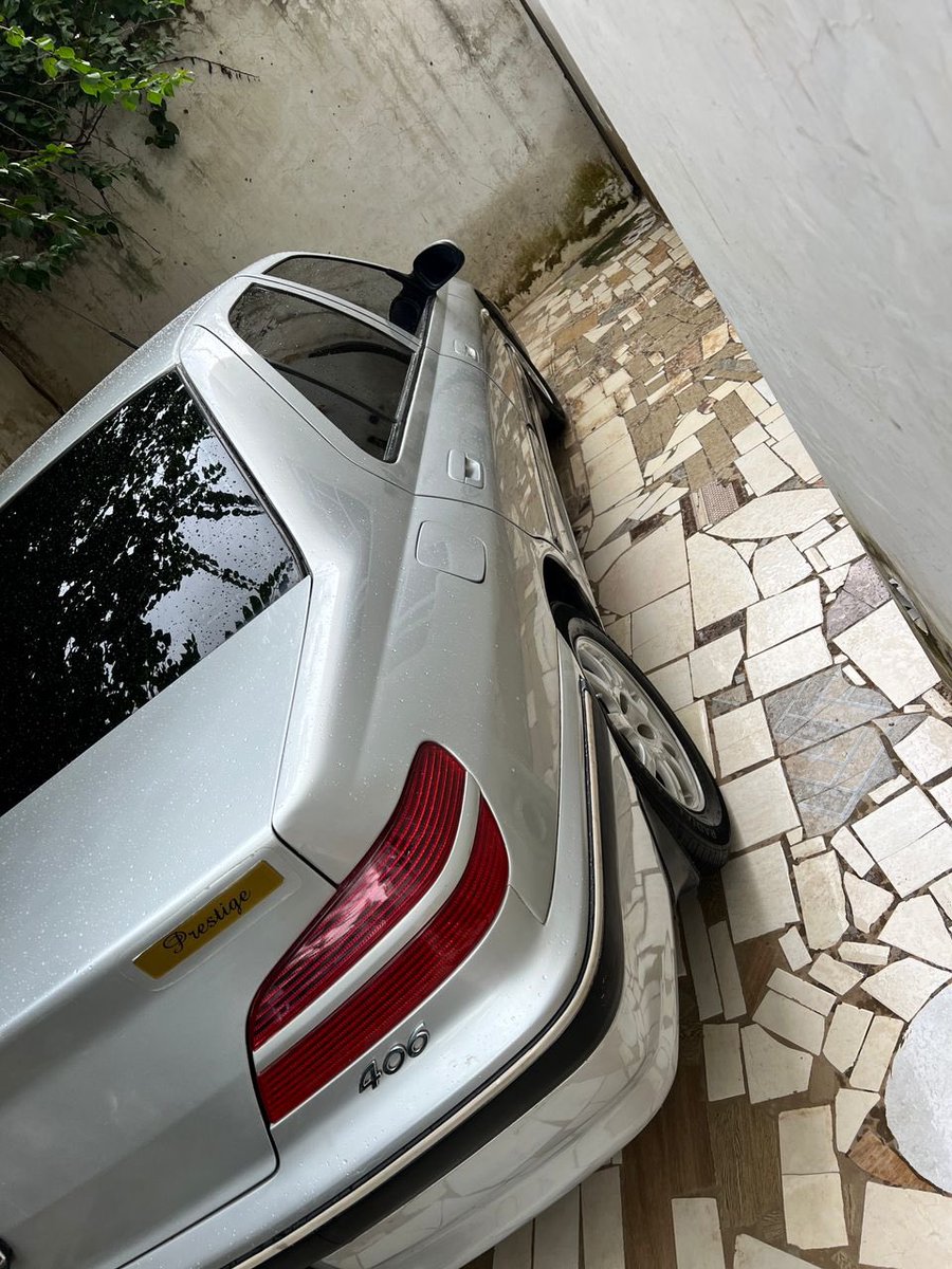 Very clean used
Peugeot 406 ❄️
Manual Transmission 
Everything✅
Duty✅
4.5m
Kano