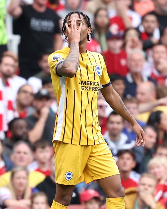 Joao cover this face to celebrate levelling the score at Arsenal. GET IN THERE!