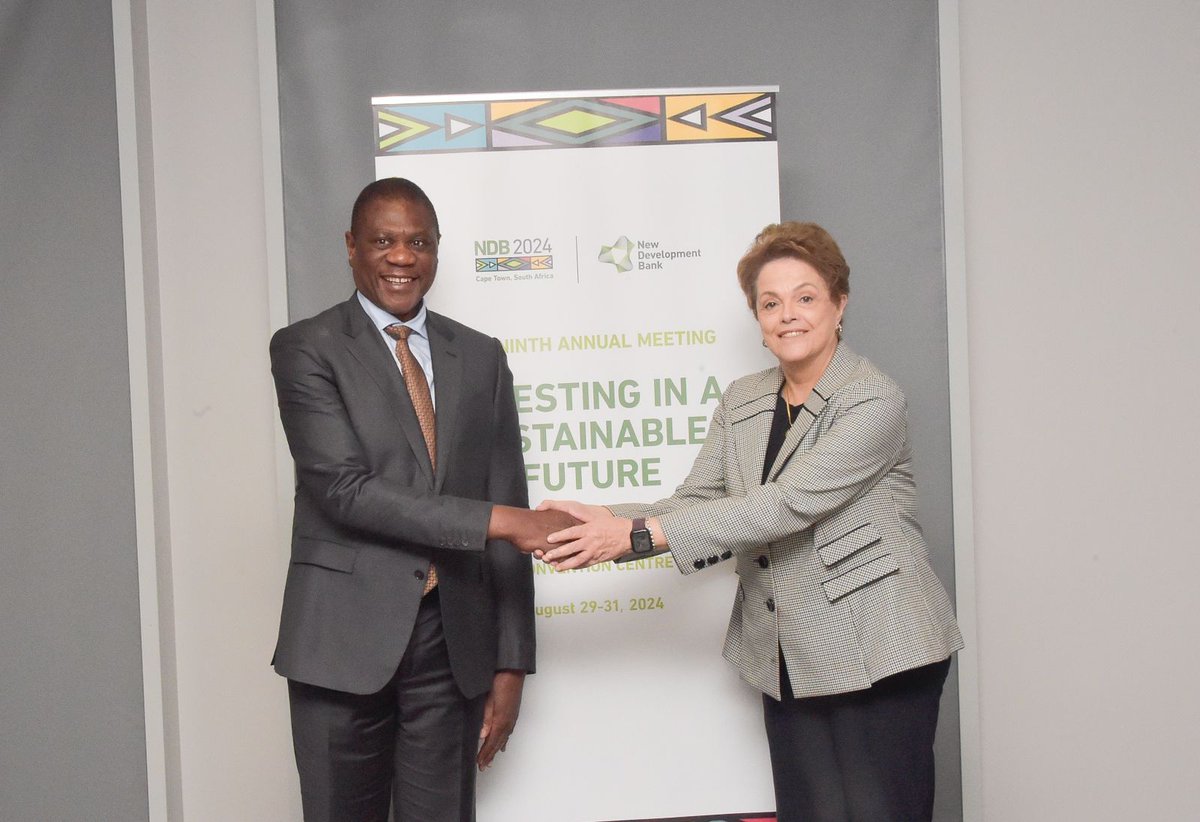 The Presidency 🇿🇦 (@presidencyza) on Twitter photo Deputy President <a href="/PMashatile/">Paul Mashatile🇿🇦</a> arrives at the Cape Town International Convention Centre, ahead of his keynote address at the BRICS 9th Annual New Development Bank High-Level Energy Seminar Deputy President <a href="/PMashatile/">Paul Mashatile🇿🇦</a> arrives at the Cape Town International Convention Centre, ahead of his keynote address at the BRICS 9th Annual New Development Bank High-Level Energy Seminar