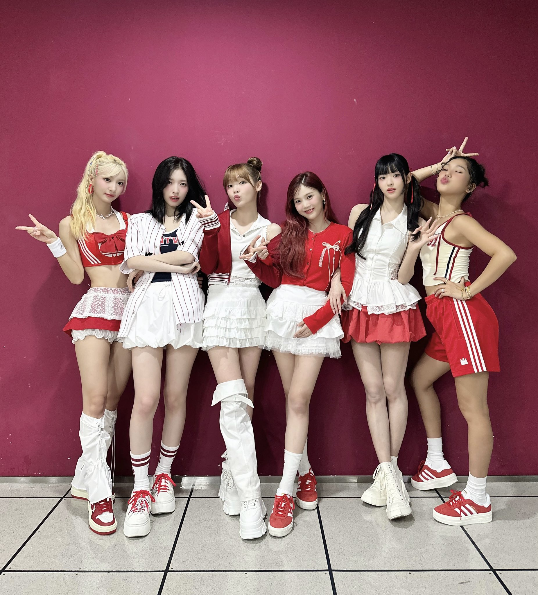 GWTDdNEbQAAOVb8?format=jpg&name=large