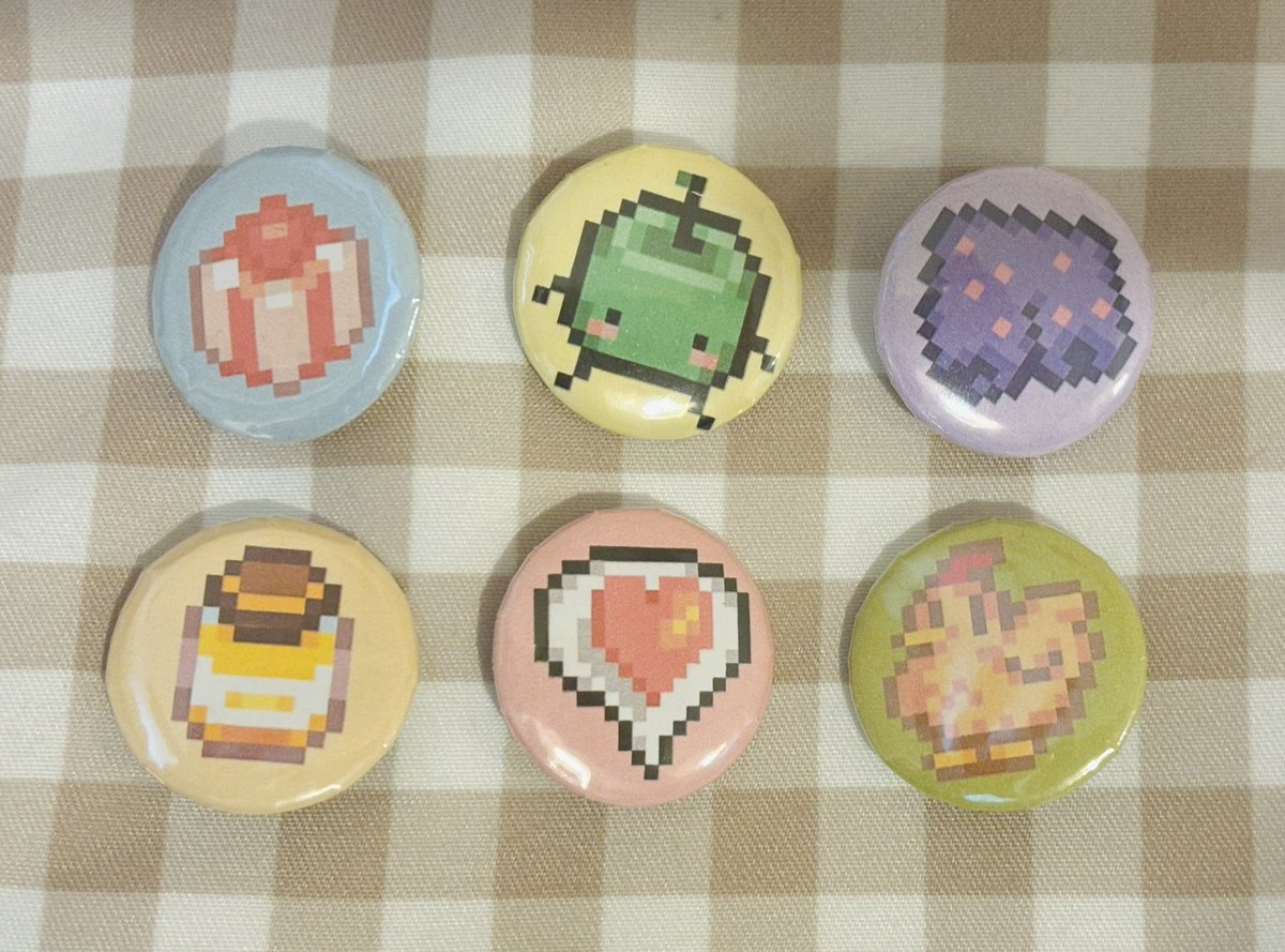 PersephonesAT's tweet photo. My Stardew Valley Badges designed and made by me.
Took ages to do these, I’d think it would be simple but nope XD

#StardewValley #StardewArt #StardewValleyFanArt #IndieGameArt #FanArt #StardewArtist #PixelArt #GamingArt #HandDrawn #StardewCommunity https://t.co/RmaLdwPCV0