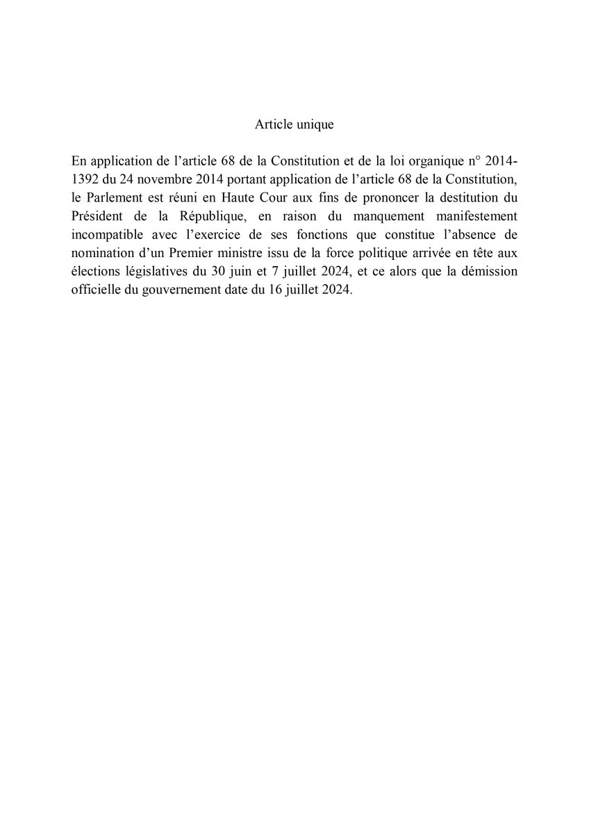 MathildePanot's tweet photo. #MacronDestitution 

➡️ SIGNEZ LA PÉTITION : https://t.co/6Ql9ndUk8L https://t.co/YaG8coC6Gk