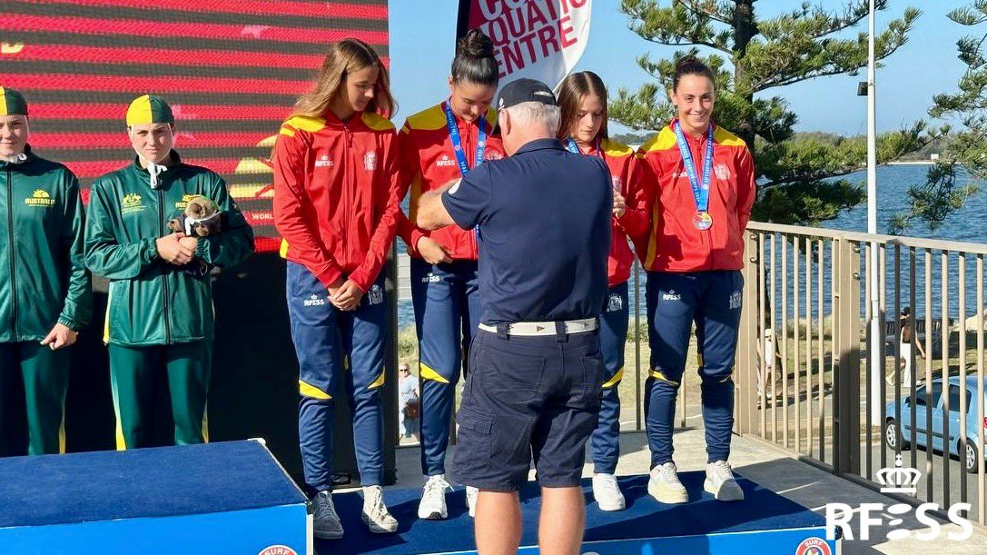 RFESS1's tweet photo. #LWC24 🥉 𝗠𝗲𝗱𝗮𝗹𝗹𝗮 𝗱𝗲 𝗯𝗿𝗼𝗻𝗰𝗲 - 𝗦𝗲𝗹𝗲𝗰𝗰𝗶𝗼́𝗻 𝗻𝗮𝗰𝗶𝗼𝗻𝗮𝗹 𝗷𝘂́𝗻𝗶𝗼𝗿

🇪🇸 Natalia Cabanillas Rodríguez, Andrea Goimil Liñares, Yael Mantecón Ruiz-Santaquiteria y Lucía Zorrilla Fernández

Prueba: 4x50 metros natación con obstáculos

#MujeryDeporte https://t.co/hWyN11kxHa