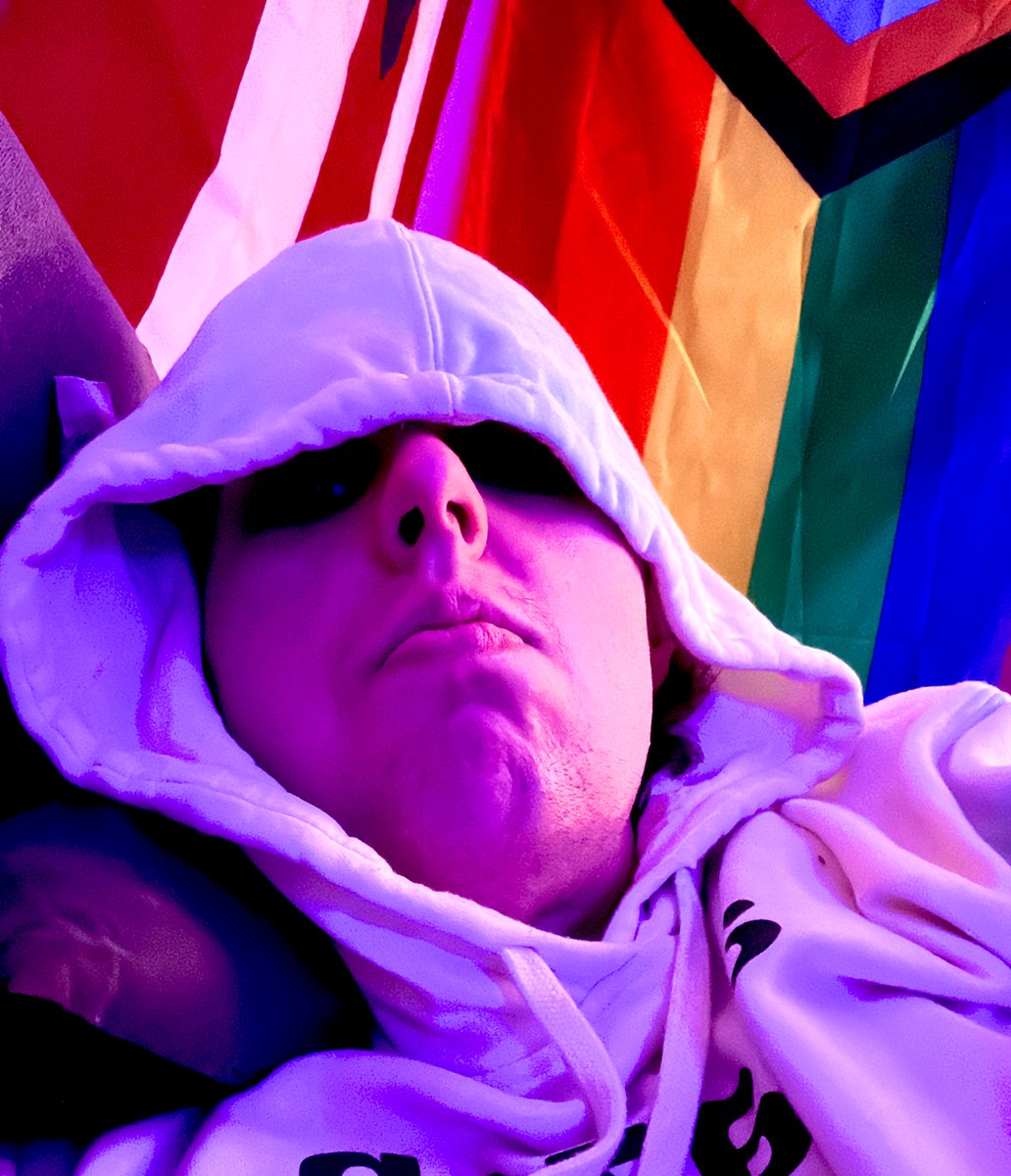 AlicesMadHouse's tweet image. Roll Call ! Who’s still hanging on ?! 
#Nightmareathon 
#FadeToBlack
#TheLastDriveIn
#MutantFam