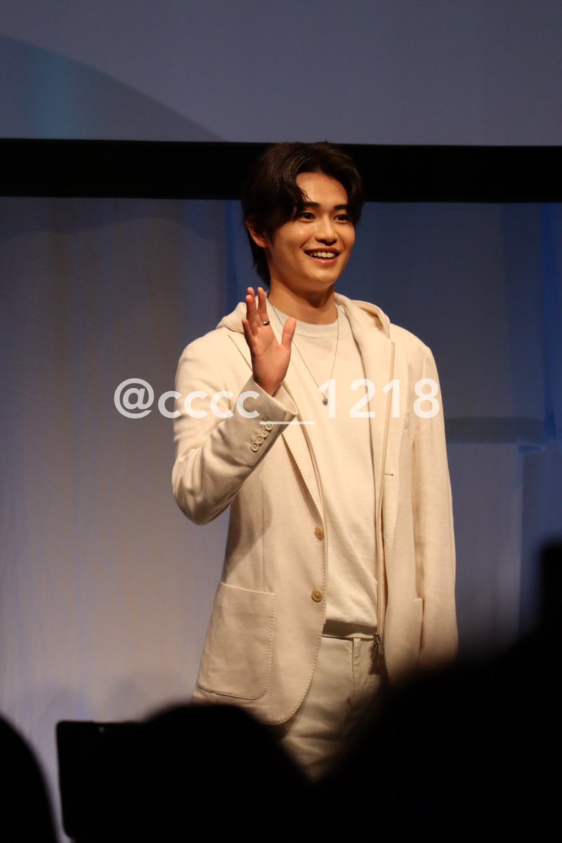 目キラキラシリーズ🤩
西垣さんのファンの方々に向ける瞳素敵でした✨
#Cancam韓国イベント
#西垣匠