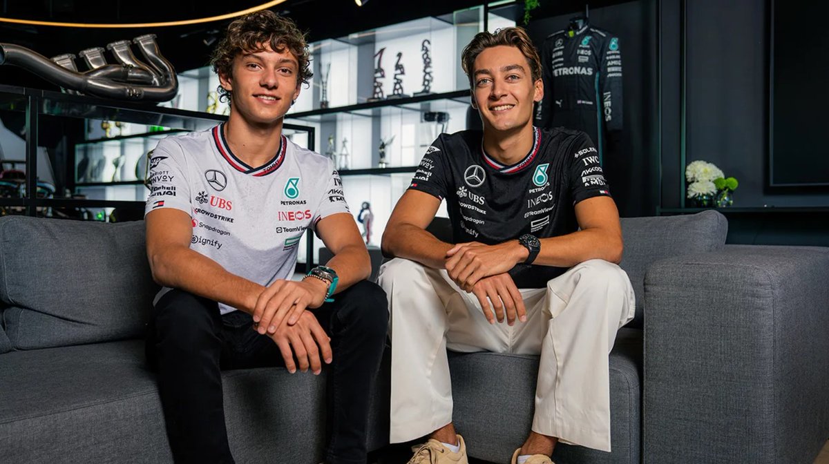 Mercedes annuncia Andrea Kimi Antonelli titolare con Russell in F1 dal 2025 dlvr.it/TCbbqq