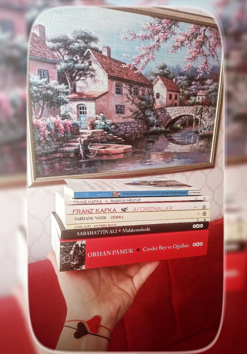 Myworld15996980's tweet photo. Yorucu aydan bana kalan hazineler 📚🦋🎈📖
Ağustos ayı #okumalistem👇
7️⃣Kitap📚
1️⃣1️⃣8️⃣0️⃣ Sayfa📖
#okudumbitti
#okumaközgürlüktür https://t.co/c9c9YU1tUo