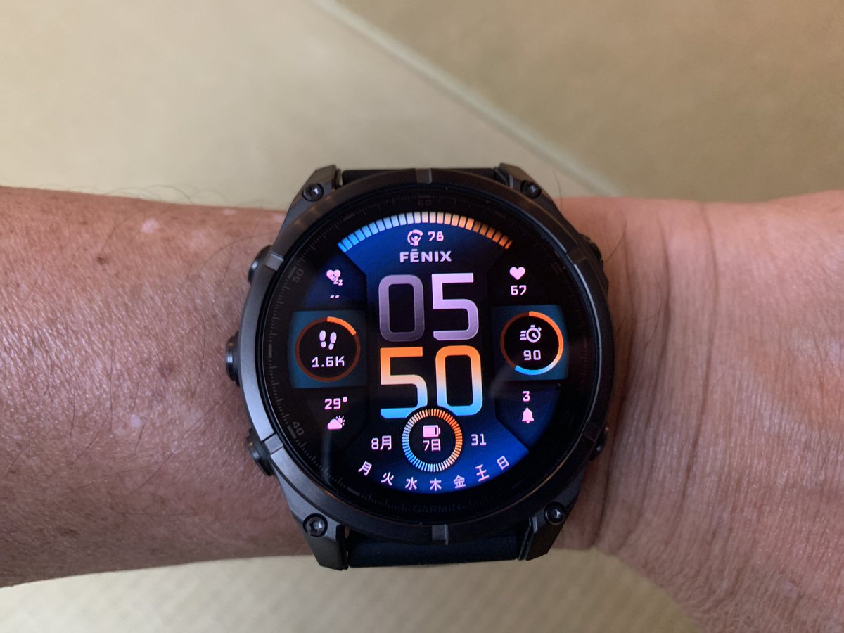 nagkaz's tweet image. 舌の根も乾かないうちとはこの事

「買わない理由が値段なら買え」という先人たちに従いGarmin Fenix8購入
元々Epixを買うつもりだったし、Fenix5sのバッテリー能力も半分位だし、臨時収入あったし、ポイント還元率高かったしと言い訳を並べるが、

控えめに言ってFenix8最高

#Garminfenix8 #Garmin