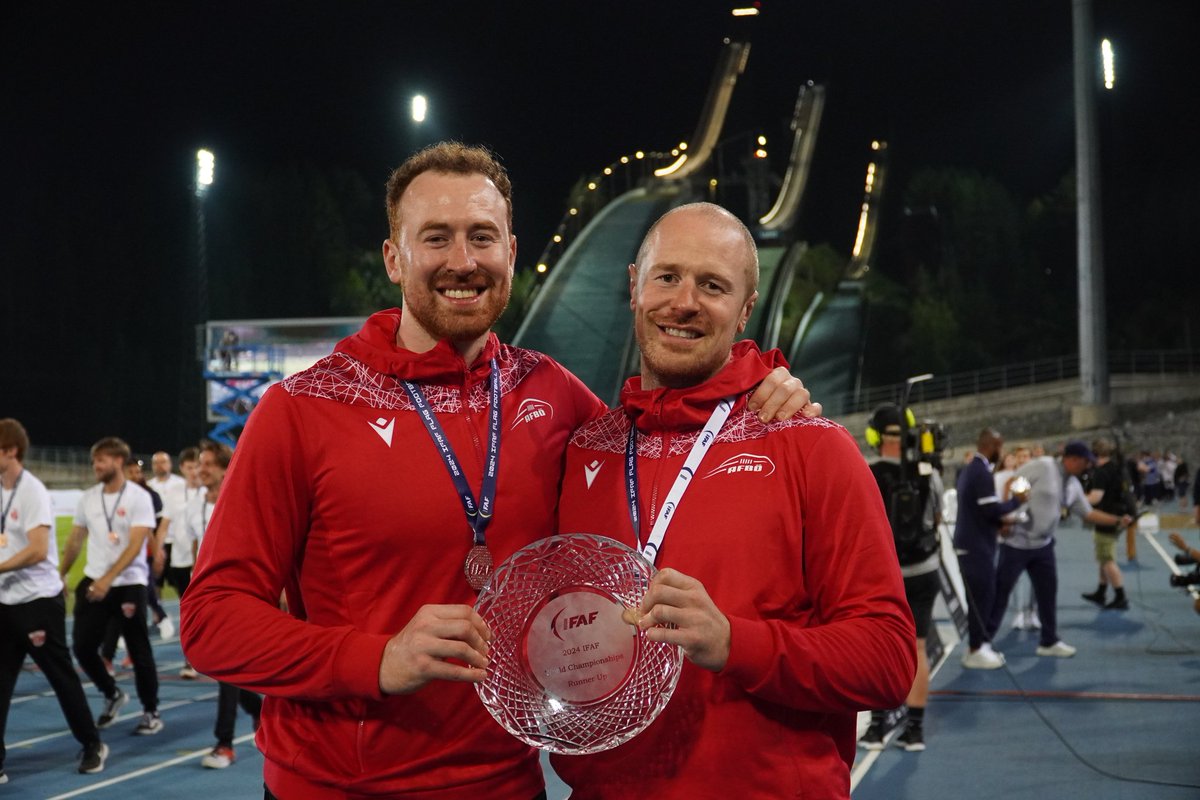 FootballAT's tweet photo. Guten Morgen, ihr VIZEWELTMEISTER 🥈🏆🇦🇹
#RoadToFlag28 #RoadToLA28 #RoadToLA #TeamAustria #goAustria #Nationalteam #FlagFootball #flagwc24 https://t.co/E7kznvh043
