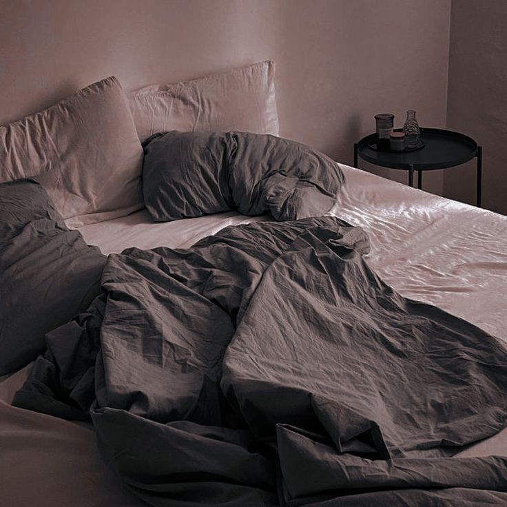 сегодня у меня день отдыха. никакой работы. двери для всех тоже закрыты.