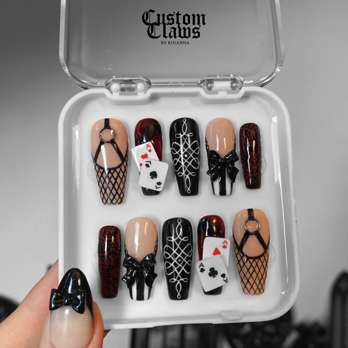 palroyale's tweet photo. My nails for the @PalayeRoyale gig and signing last night in London 🖤 Can’t believe I finally got to meet them after 5 years of seeing them live - and they said they liked my nails too 😭 https://t.co/6OCJKBqOWi