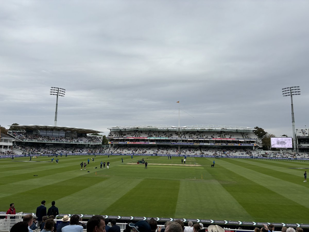 steven_edwards's tweet photo. Good morning from @HomeOfCricket 🏏 https://t.co/RljGWNHY0P