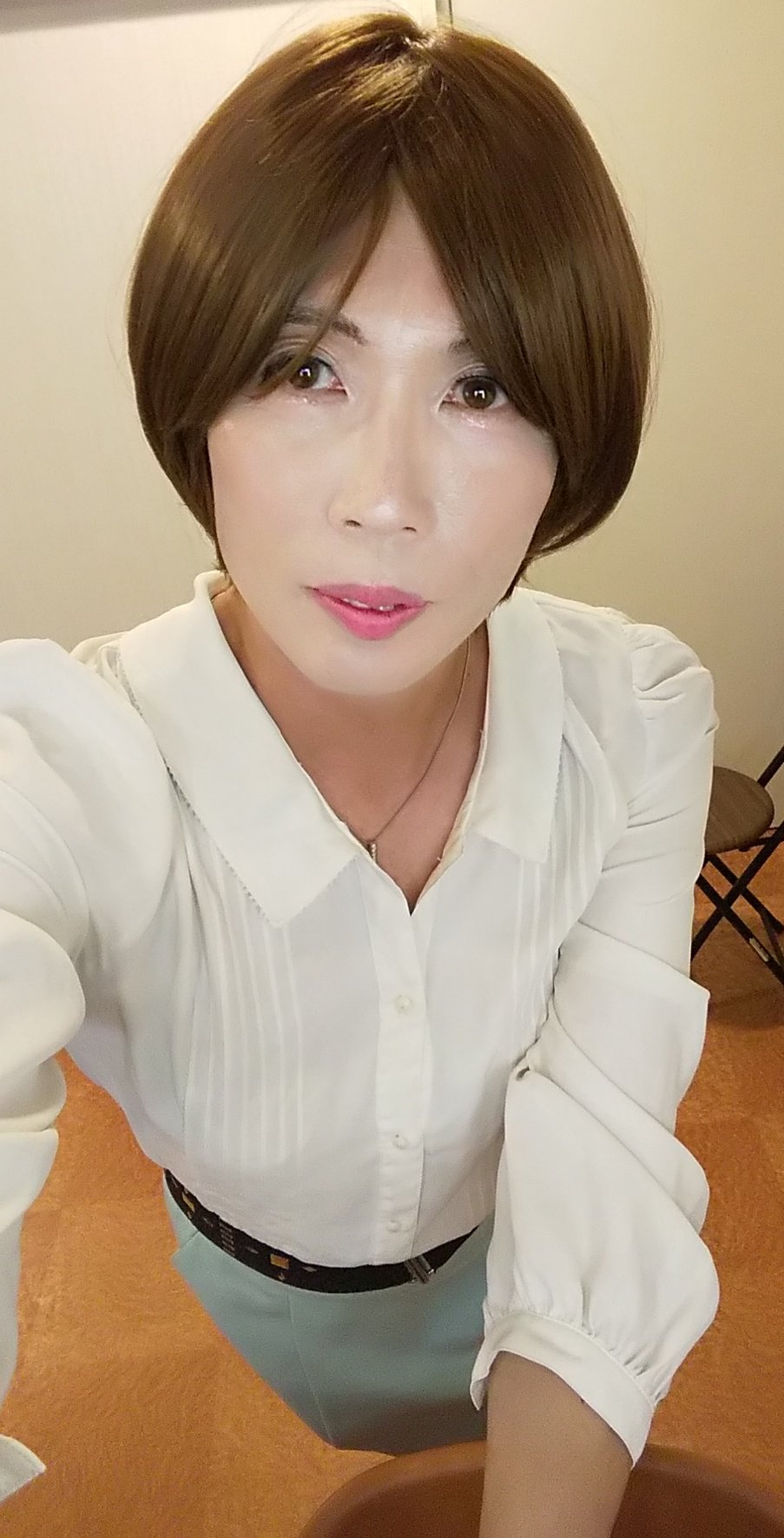 熟女 顔出し ラブホ ピロミン👗👠💄 (@UrhgUaixWTe9jrj) / X