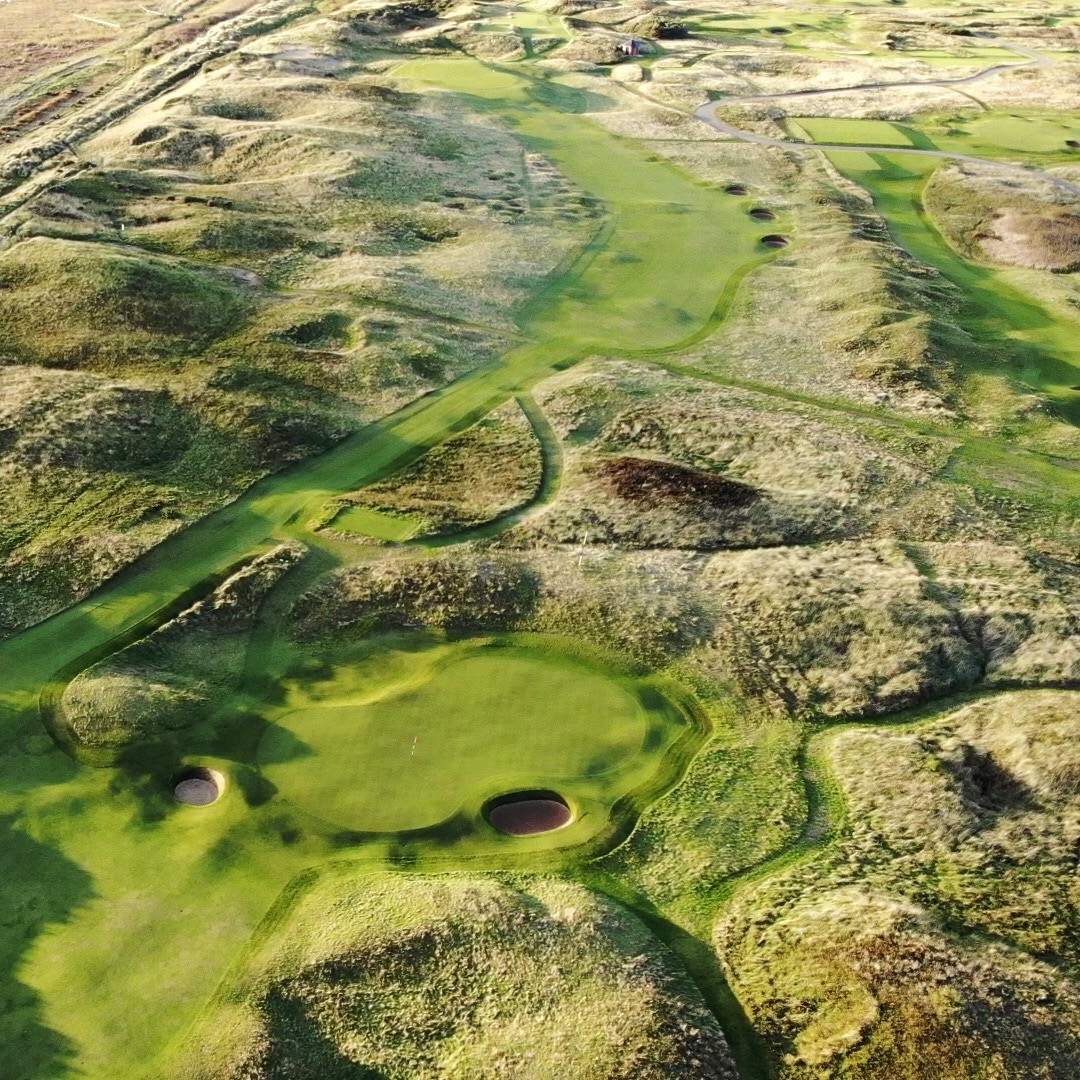 A slightly different view of #RLGCHoylake! Enjoy your weekend.