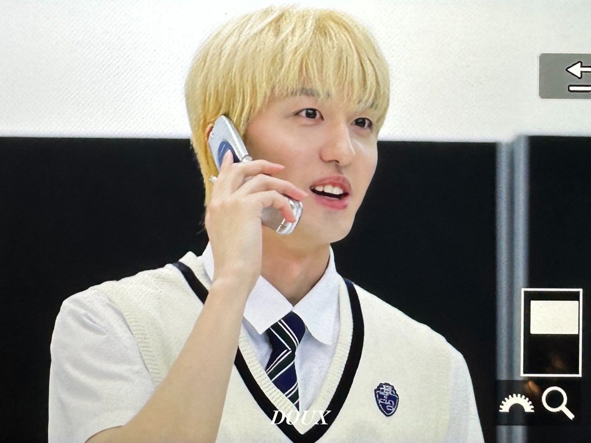 doux_cn's tweet photo. 240831 그 시절 내가 사랑했던 선배
#찬희 #CHANI #SF9 https://t.co/izbLBIef4q