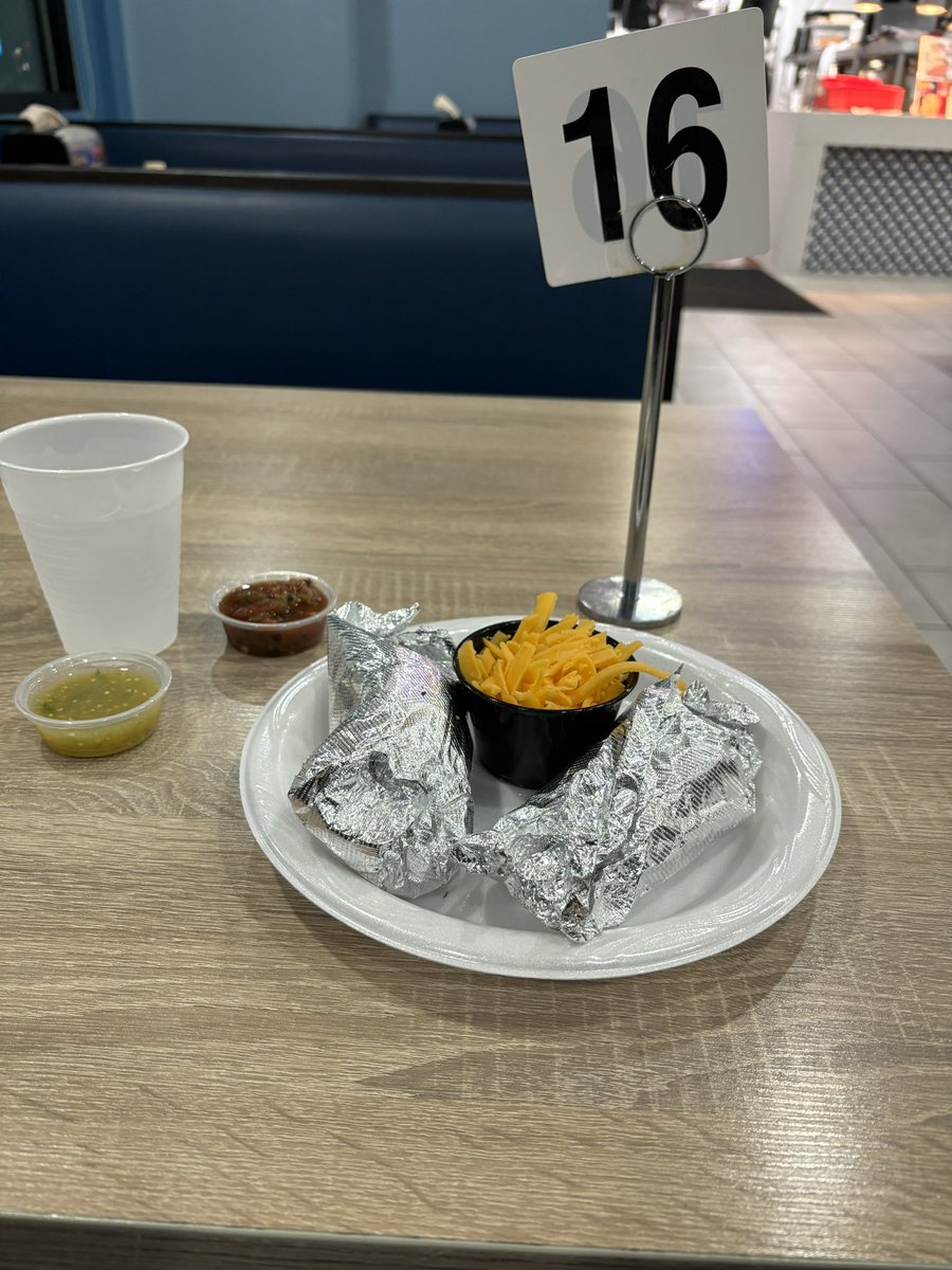 Nothing like Taco Palenque to start your day! Headed to Houston for the <a href="/JLEnterprises/">JOHN LUCAS ENT</a> Top 160! <a href="/EchoSportsMedia/">Echo Sports</a> <a href="/SBProspects/">SBProspects</a>