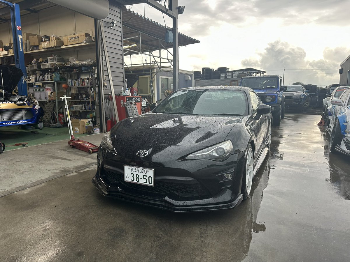 iiiiimaa's tweet photo. リップスポイラー
トランク一体型ダックテール
プロミューパッド

かっこよくなって帰ってきたー！ https://t.co/HytQs66vBH