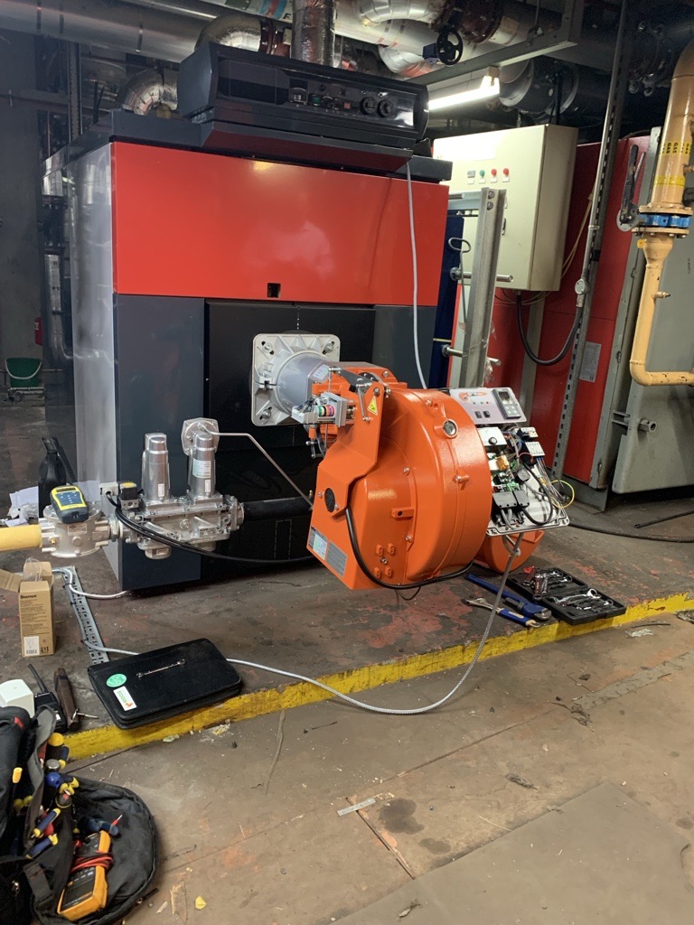 EOGBburners's tweet image. 🔟 tips for a successful commissioning process🔥

Commissioning is a necessary part of any plant installation process to ensure it has been correctly installed to industry standards ❗

eogb.co.uk/top-10-tips-fo…
#commercialheating #baltur #burners #eogb