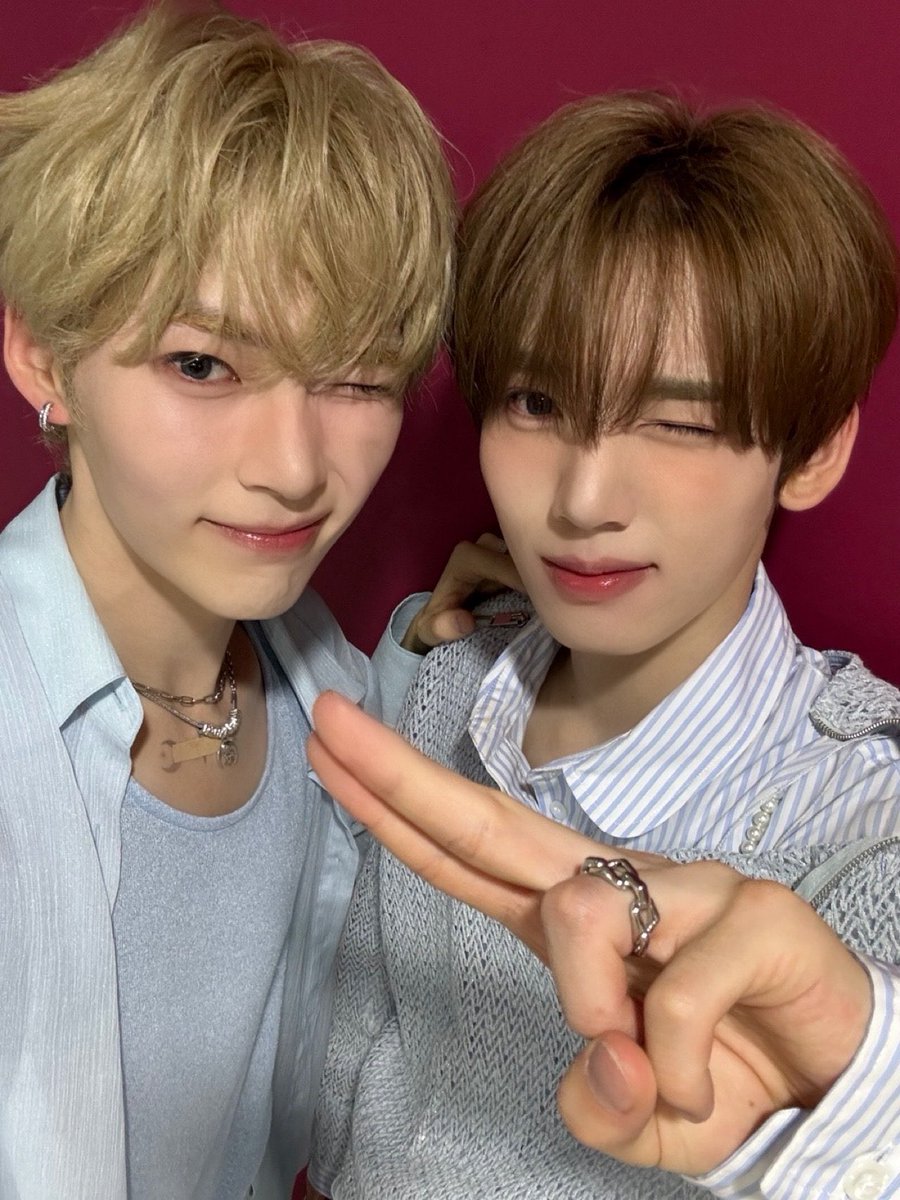 Khbeeen's tweet photo. 아뇨....잠만
남자아이들이너무빨리크잔아요............ https://t.co/c7Au8052BZ