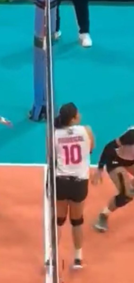 <a href="/mluisamorales_/">Luisa Morales</a> <a href="/StarSportsHub/">Philstar Sports Hub</a> <a href="/PhilstarNews/">Philstar.com</a> Review mo ang game at idilat mo mata mo yung no.10 ang naka touch yan oh nilaki kuna.....translate nyo na lng sa knya di ako marunong magsalita sengwa sengwa nya😡