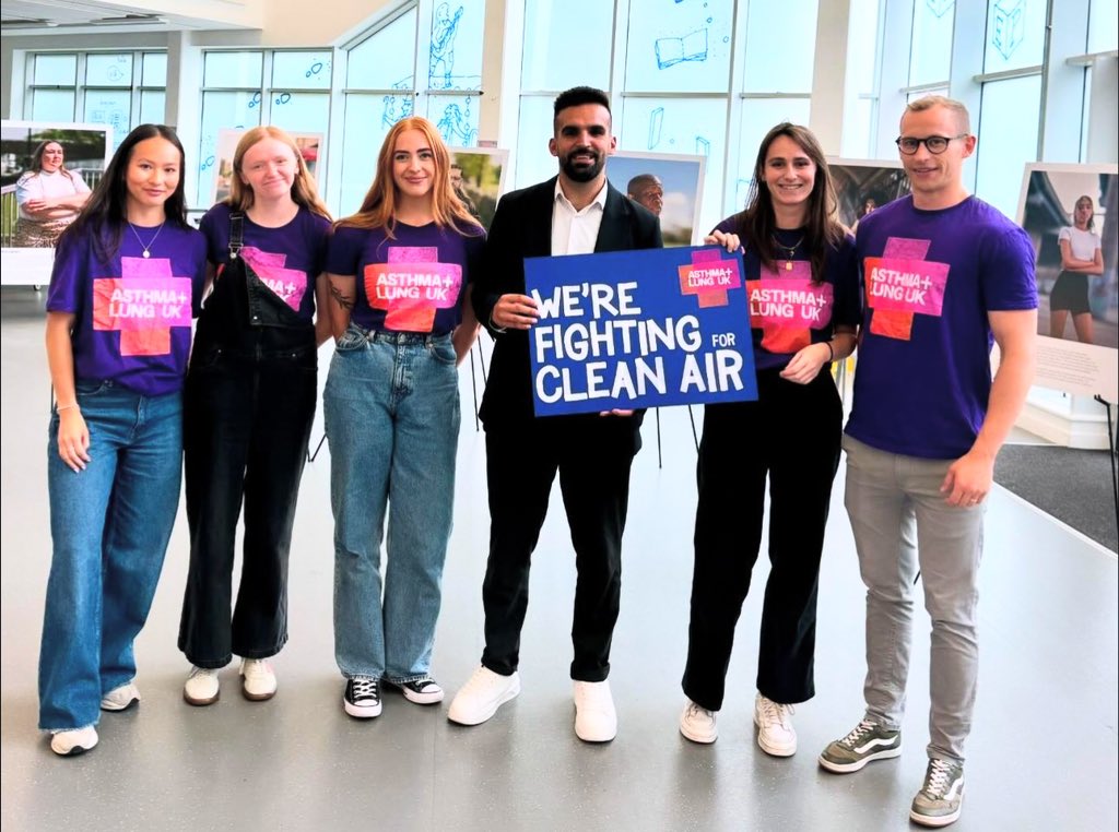 Next stop ➡️ Kensington! 

Brilliant to join @JosephPowell MP at <a href="/asthmalunguk/">Asthma + Lung UK</a>’s powerful exhibition on the impact of air pollution. 

Inspired by campaigners like <a href="/anjali_lrm/">Anjali Raman-Middleton</a> from <a href="/ChokedUp_UK/">Choked Up</a>, fighting for cleaner air ✊🏼✊🏾