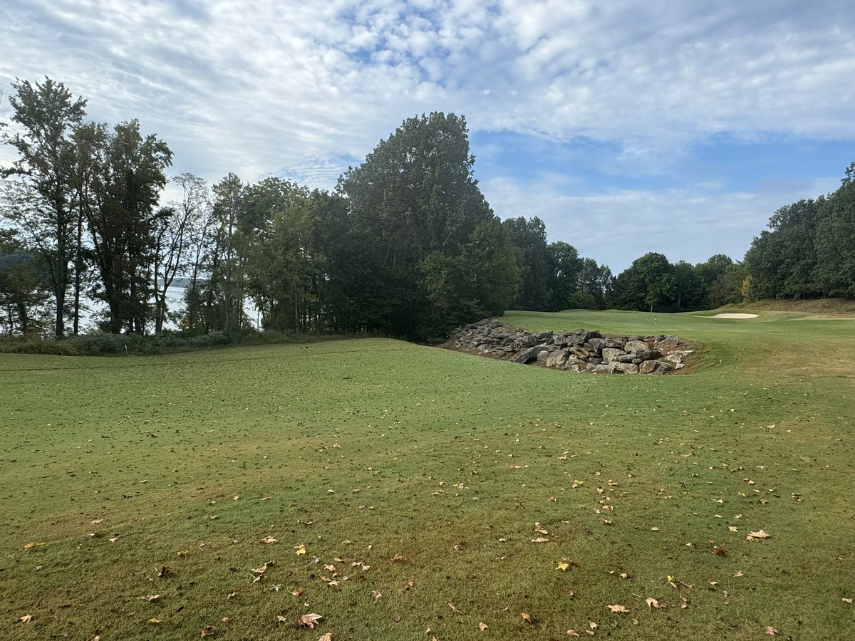 Spartan Golf back in action today at the Semi-State Preview.  This field highlights teams from Regions 1 - 4.

We play The Cullen @  Mineral Mound State Park. 

What at great test of golf for these teams today as we enter the final leg of the season.

Go Spartans!!